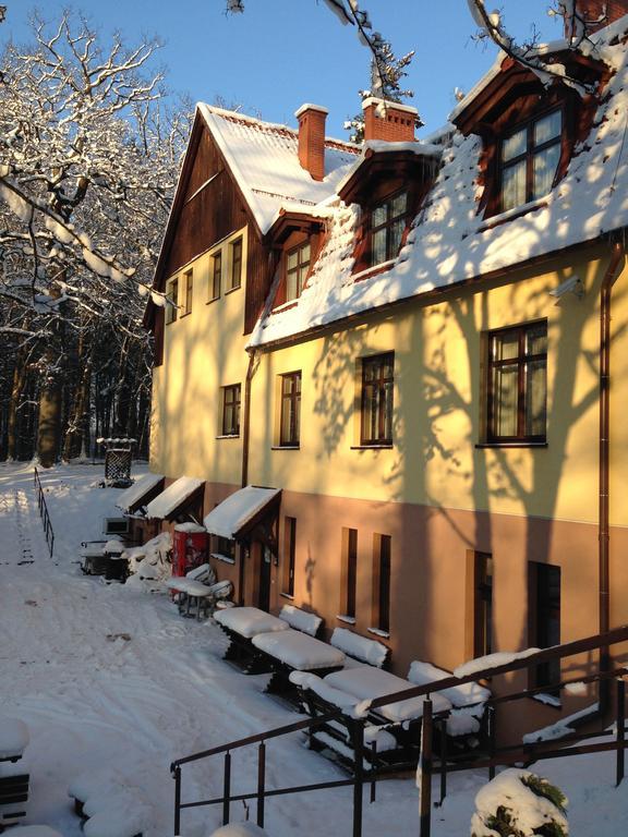 Willa Strzelnica Hotel Kościerzyna Exterior foto